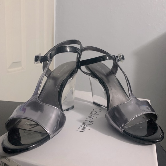 Calvin Klein High Heels Clear sandals - Picture 3 of 4